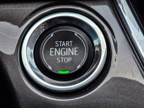 Certified 2025 Chevrolet Trax ACTIV w/ Sunroof Package image 20