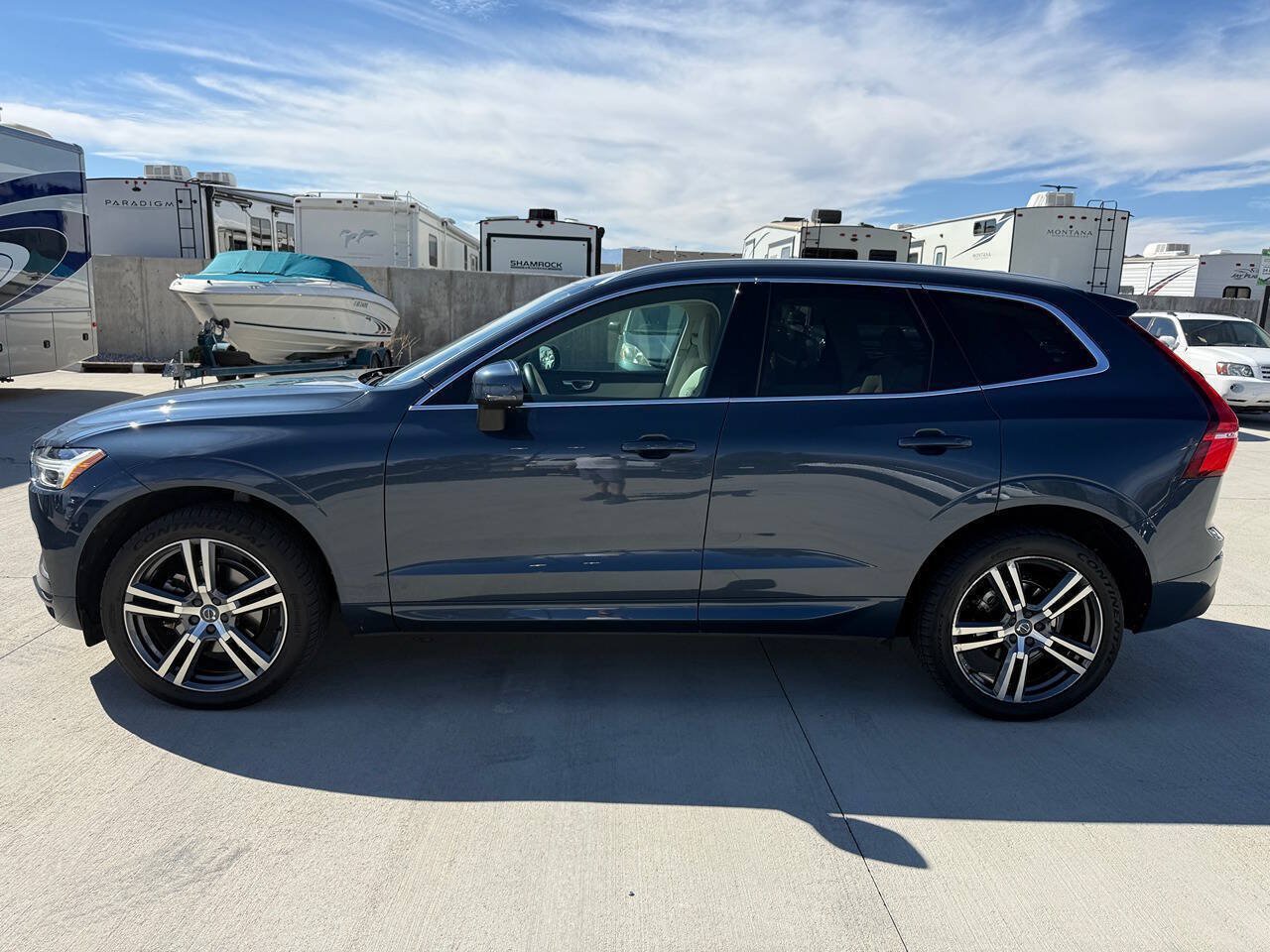Used 2020 Volvo XC60 T5 Momentum w/ Protection Package Premier AWD/4WD image 6
