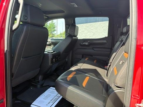 Used 2022 GMC Sierra 1500 AT4 w/ AT4 Premium Package AWD/4WD image 15