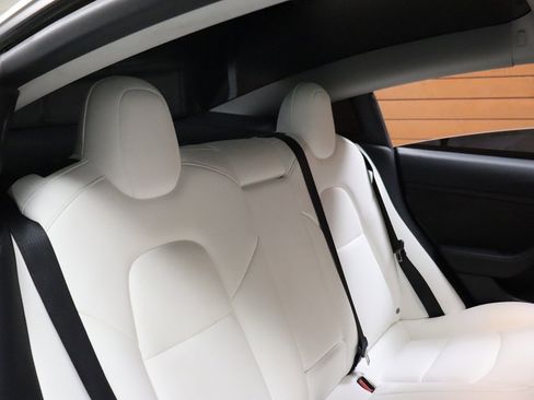 Used 2022 Tesla Model 3 image 63