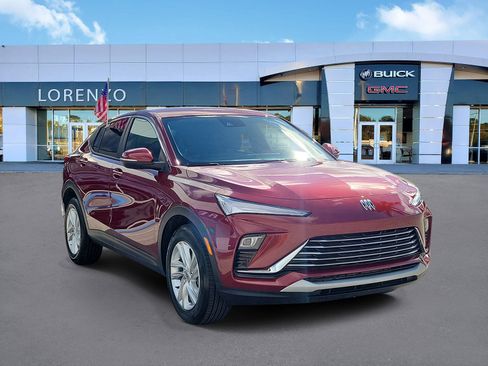 Used 2024 Buick Envista Preferred w/ Convenience II Package image 3