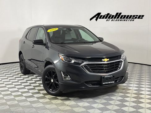Used 2019 Chevrolet Equinox LS w/ LS Convenience Package FWD image 1