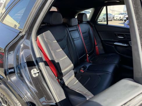 Used 2025 Mercedes-Benz GLC 43 AMG 4MATIC image 15