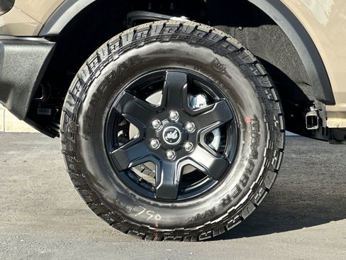 New 2025 Ford Bronco Big Bend image 25