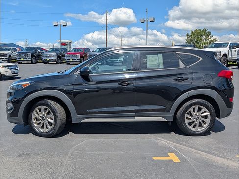Used 2017 Hyundai Tucson SE w/ SE Popular Package 02 AWD/4WD image 9