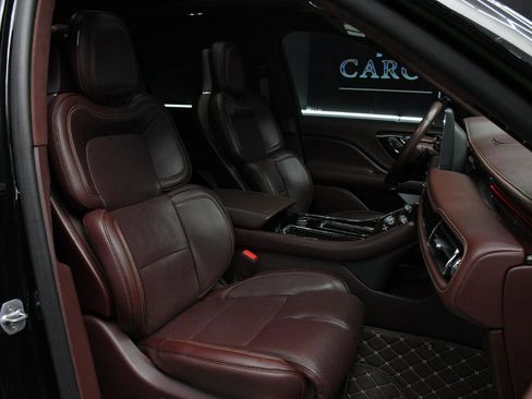 Used 2023 Lincoln Aviator Black Label w/ Jet Package AWD/4WD image 41