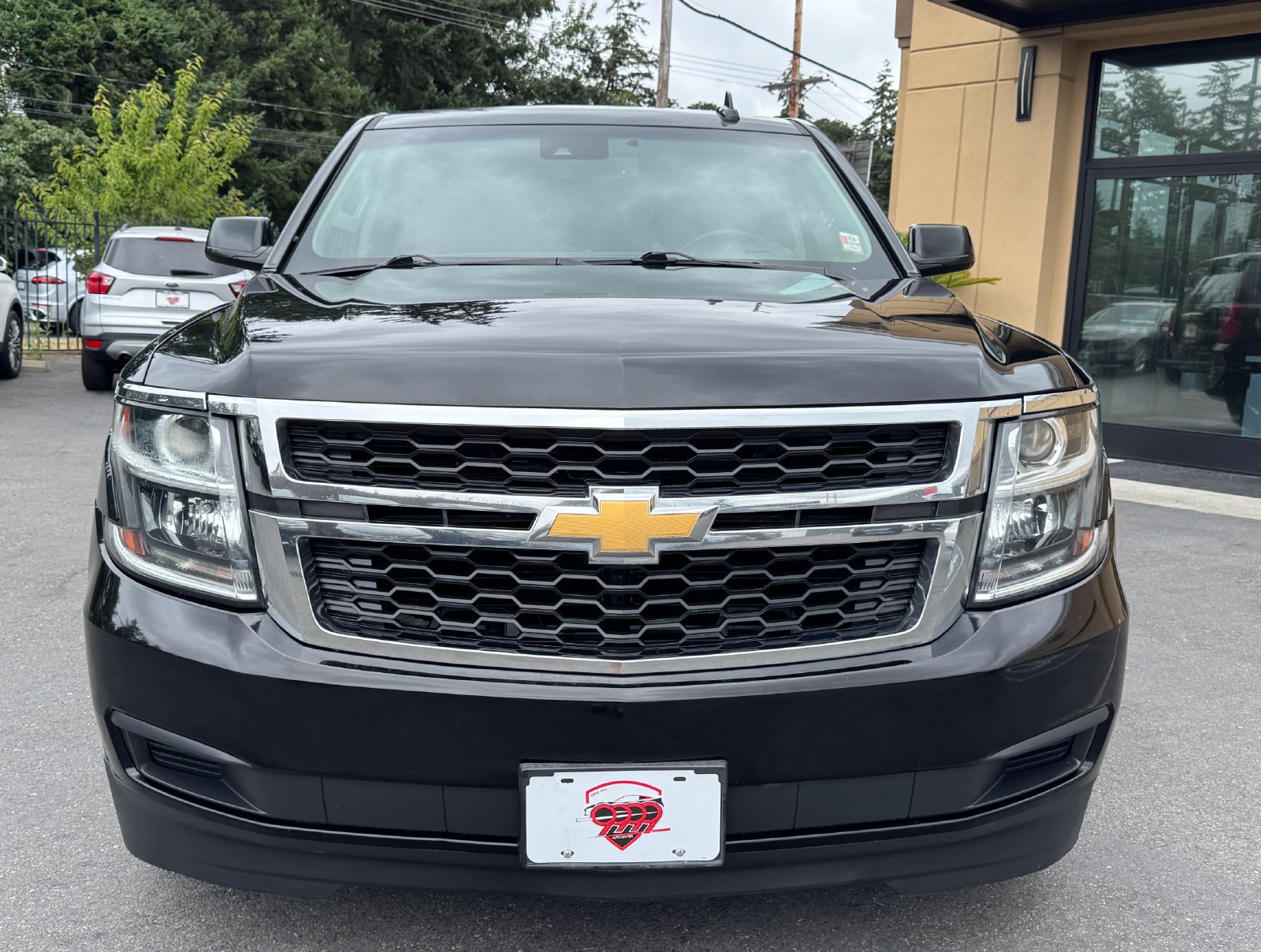 Used 2020 Chevrolet Suburban LT AWD/4WD image 2