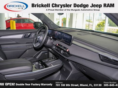 Used 2025 Buick Enclave Preferred FWD image 19