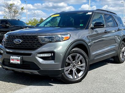 Used 2022 Ford Explorer XLT w/ Equipment Group 202A