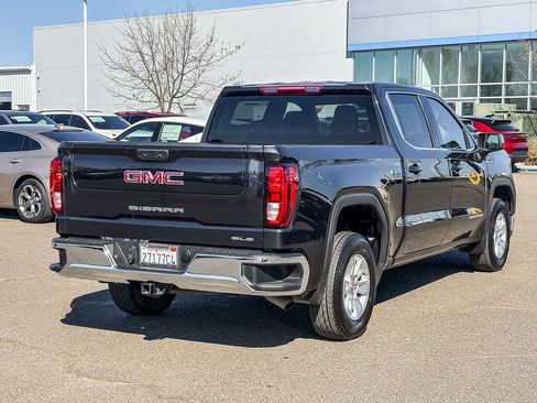 Used 2024 GMC Sierra 1500 SLE image 4