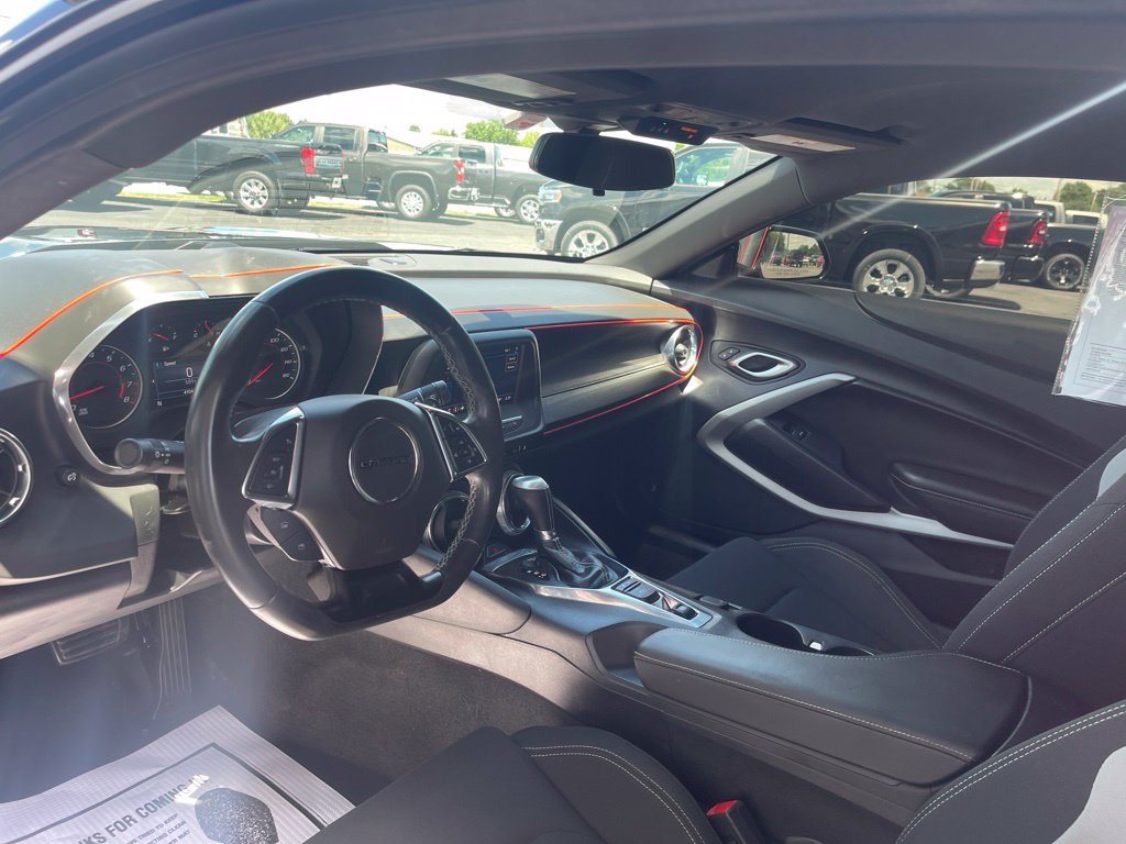 Used 2024 Chevrolet Camaro LT RWD image 15