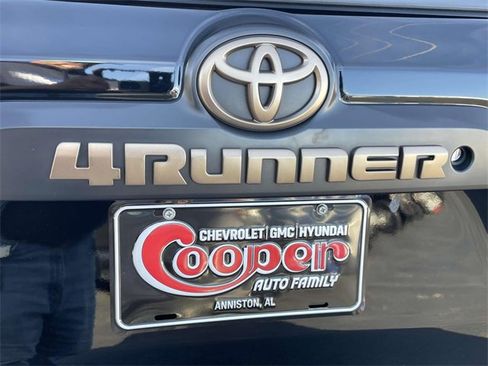 Used 2016 Toyota 4Runner Trail Premium image 9