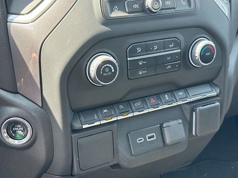 Used 2023 Chevrolet Silverado 1500 Custom RWD image 16