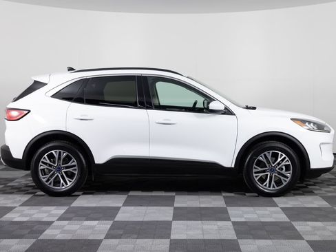 Used 2020 Ford Escape SEL AWD/4WD image 9