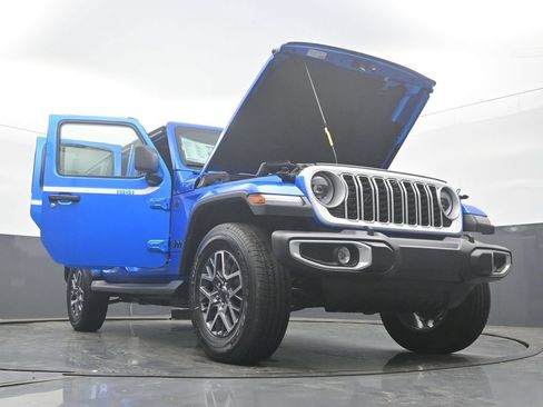 New 2026 Jeep Wrangler Unlimited Sahara AWD/4WD image 60