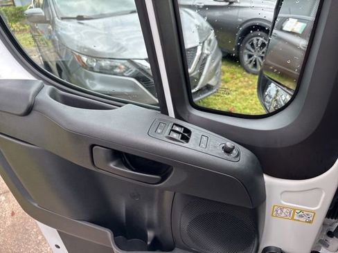 Used 2026 RAM ProMaster 2500 w/ Convenience Group FWD image 22