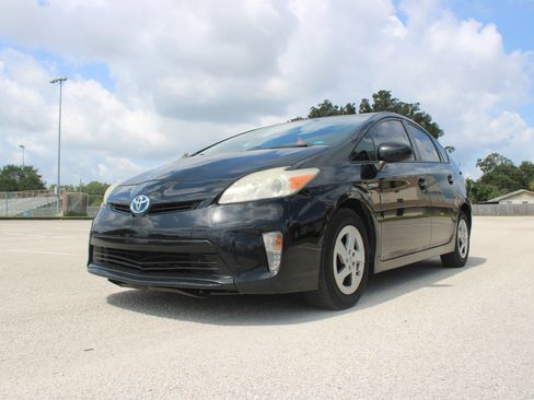 Used 2012 Toyota Prius Three FWD image 4