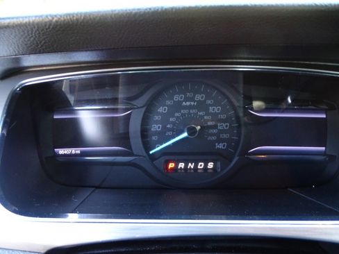 Used 2013 Ford Taurus SEL AWD image 17