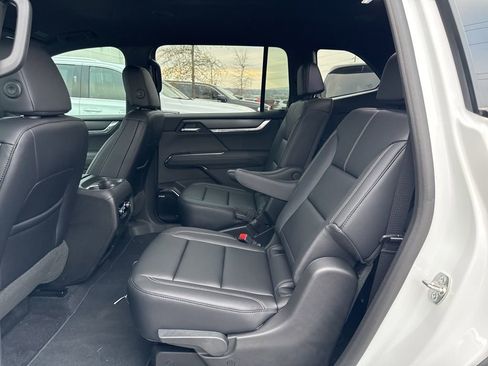 New 2026 GMC Acadia Elevation w/ Elevation Premium Package image 25