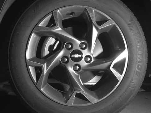 Used 2025 Chevrolet Trax LT FWD image 12