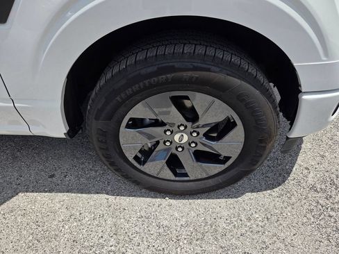 Used 2025 Ford F150 STX w/ Equipment Group 200A RWD image 16