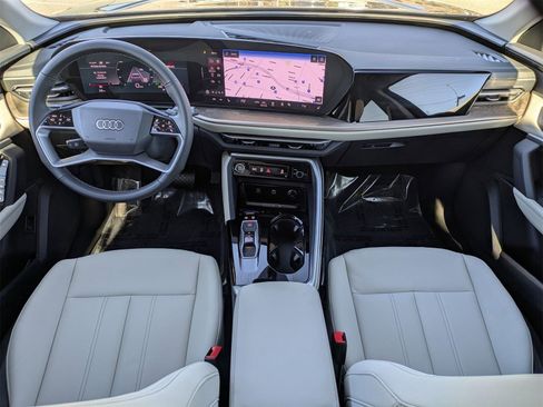 New 2025 Audi Q5 Premium image 5