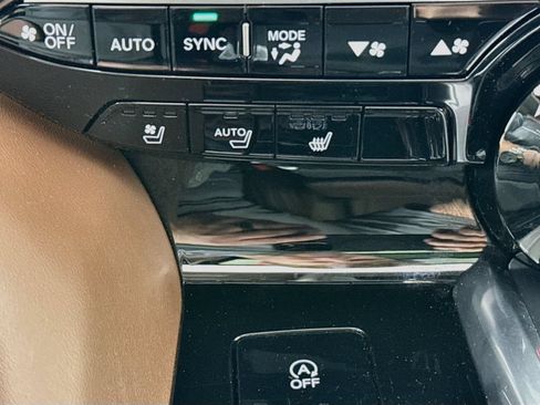 Used 2023 Acura MDX SH-AWD w/ Advance Package image 22