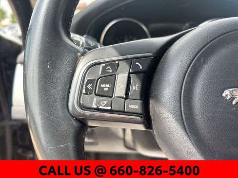 Used 2017 Jaguar XF Premium AWD/4WD image 10