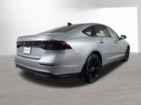 Certified 2025 Honda Accord SE image 34