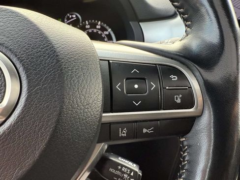 Used 2023 Lexus GX 460 Premium w/ Accessory Package AWD/4WD image 21