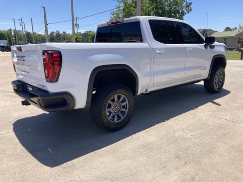 Certified 2025 GMC Sierra 1500 AT4X AWD/4WD image 6