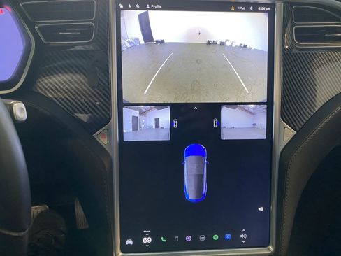 Used 2017 Tesla Model X 75D image 14