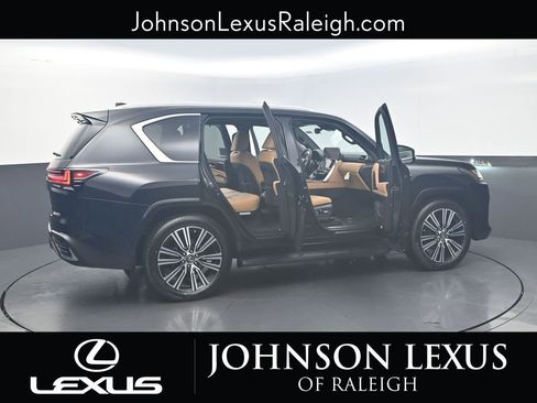 New 2026 Lexus LX 600 4WD w/ Accessory Package (2T) image 25