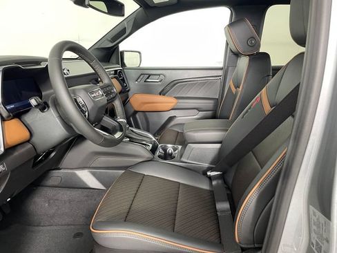 New 2026 GMC Canyon AT4 w/ Technology Plus Package AWD/4WD image 2