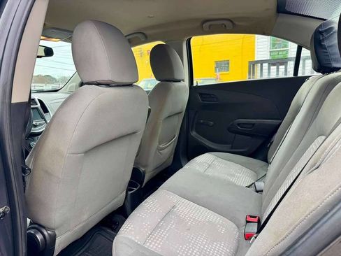 Used 2017 Chevrolet Sonic LS image 11