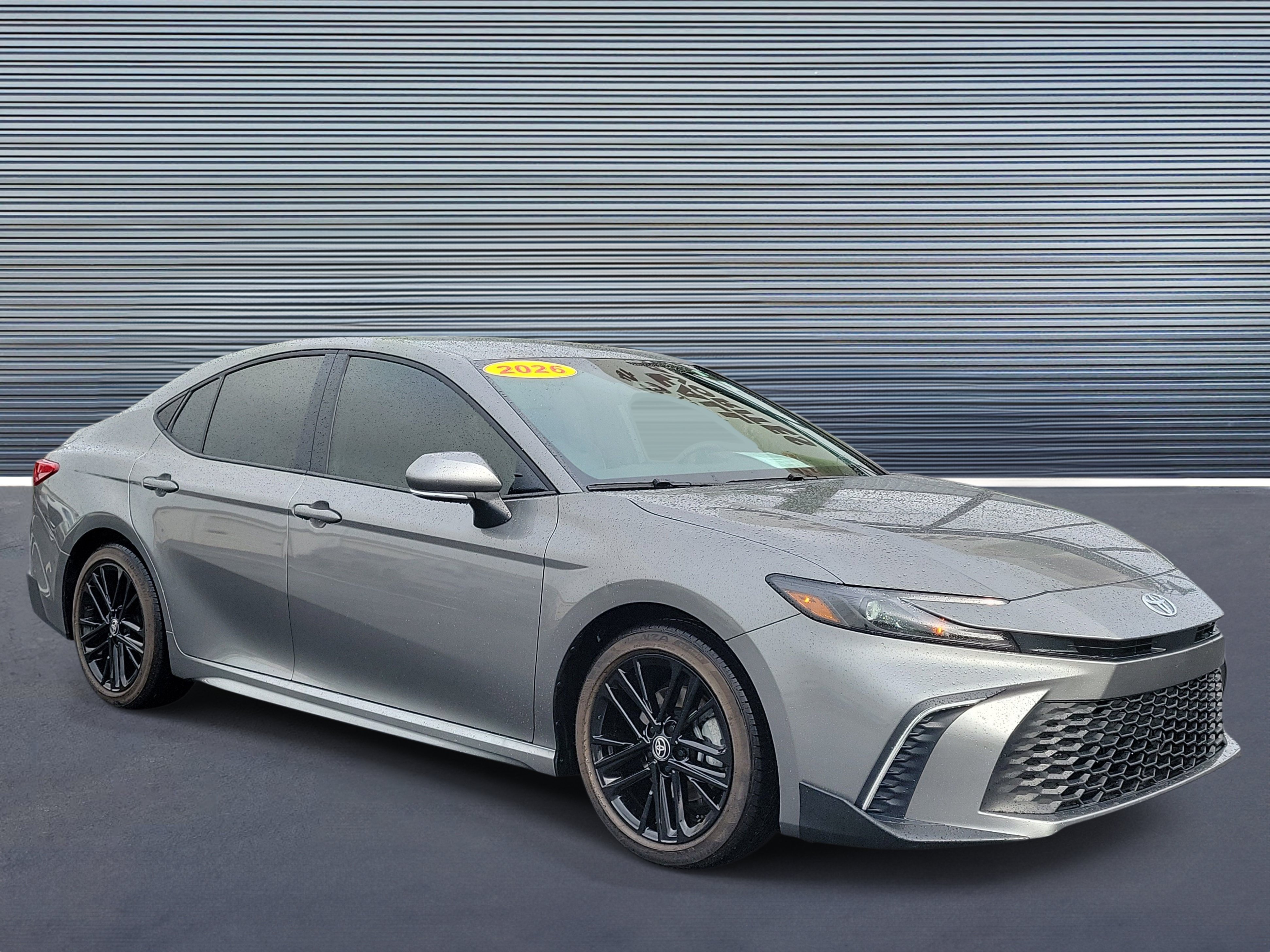 Used 2026 Toyota Camry SE FWD image 2