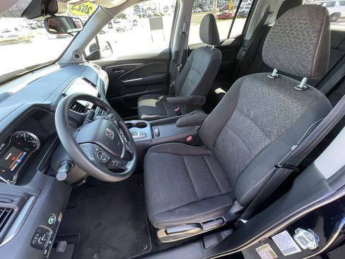 Used 2023 Honda Ridgeline Sport image 18