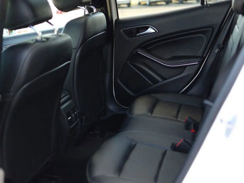 Used 2019 Mercedes-Benz GLA 250 image 32