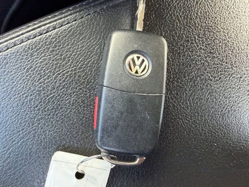 Used 2018 Volkswagen Passat 2.0T SE w/ SE Lighting Package image 31