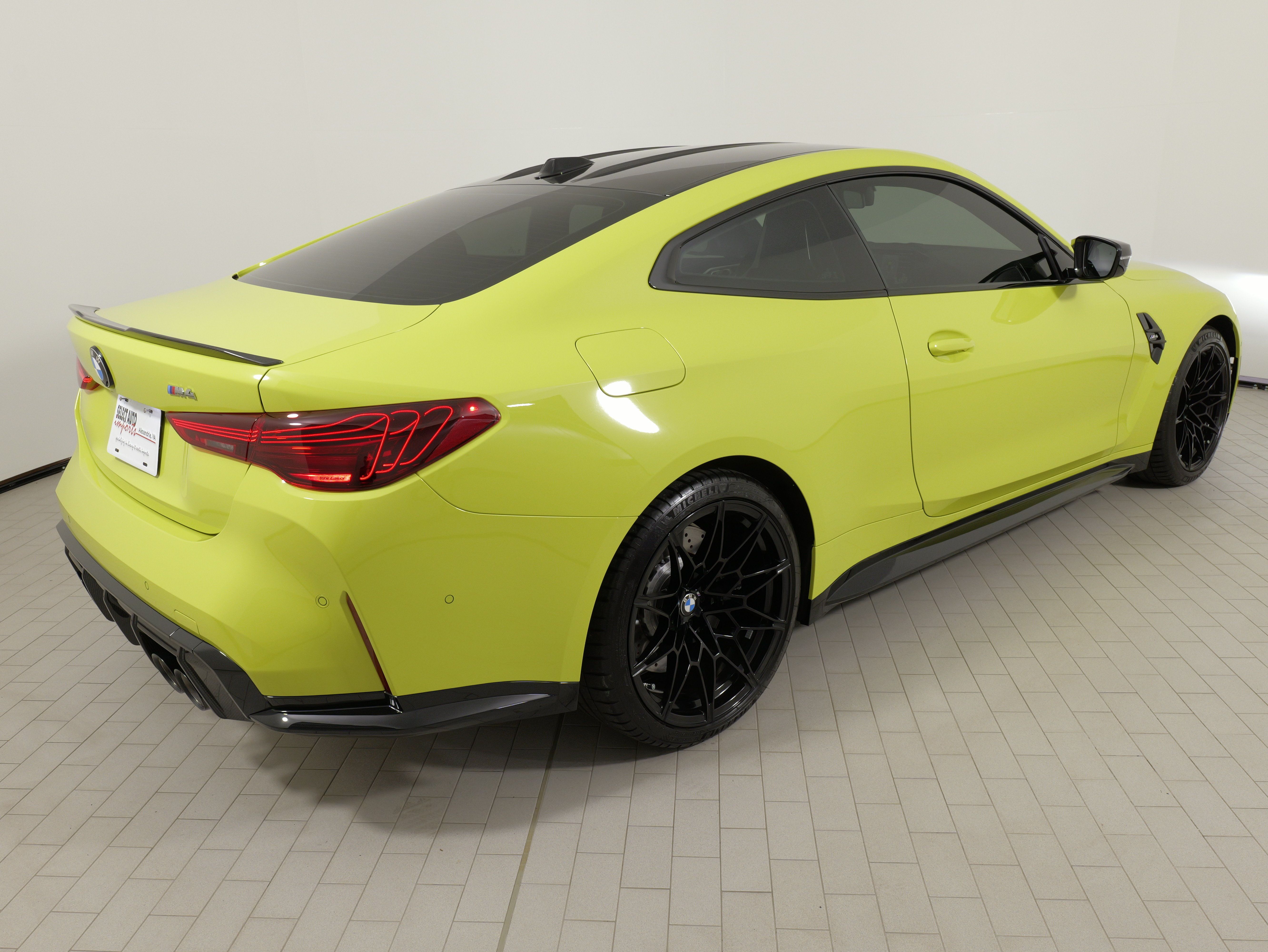 Used 2025 BMW M4 Coupe w/ M Carbon Exterior Package RWD image 15