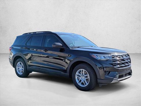 New 2026 Ford Explorer Active w/ Active Comfort Package RWD image 7