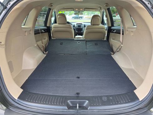 Used 2012 Kia Sorento EX image 11