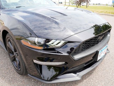 Used 2021 Ford Mustang Coupe w/ Equipment Group 101A RWD image 24