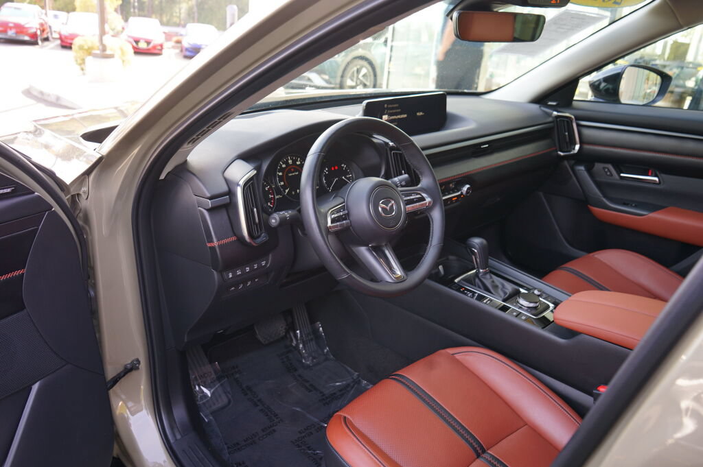 Used 2023 MAZDA CX-50 2.5 Turbo w/ Cargo Package AWD/4WD image 18