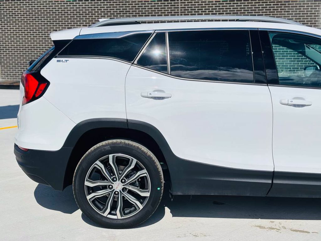 Used 2021 GMC Terrain SLT w/ Infotainment Package II AWD/4WD image 7