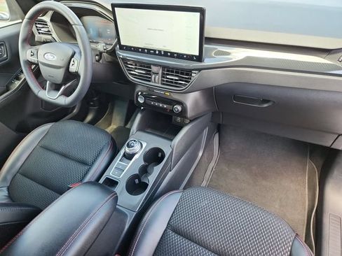 Used 2024 Ford Escape ST-Line w/ Tech Pack #1 AWD/4WD image 21