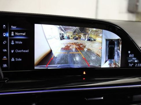 Used 2023 Cadillac Escalade V AWD/4WD image 16