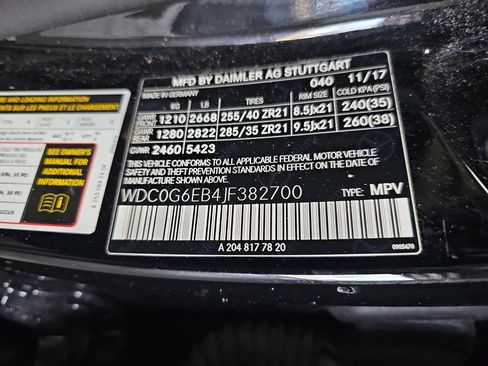 Used 2018 Mercedes-Benz GLC 43 AMG 4MATIC image 38