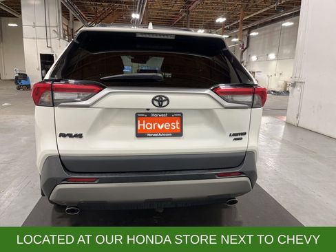 Used 2022 Toyota RAV4 Limited image 6