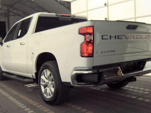Used 2022 Chevrolet Silverado 1500 LT w/ All Star Edition Plus RWD image 7